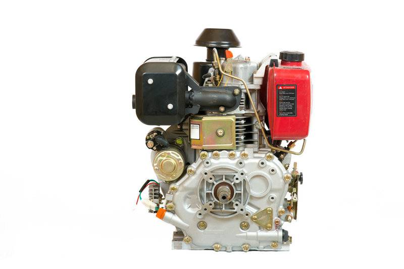 Weima WM188FBE / ZYL 12 PS 456 ccm Dieselmotor Trennbarer Zylinder KW 25 mm  1-Zylinder Rüttelplatte Einachser 2 Jahren Garantie